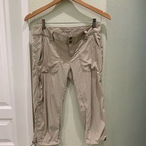 Columbia Capri pants
